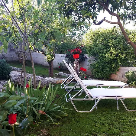 Summer Popi بيت للعطل Kanakádes